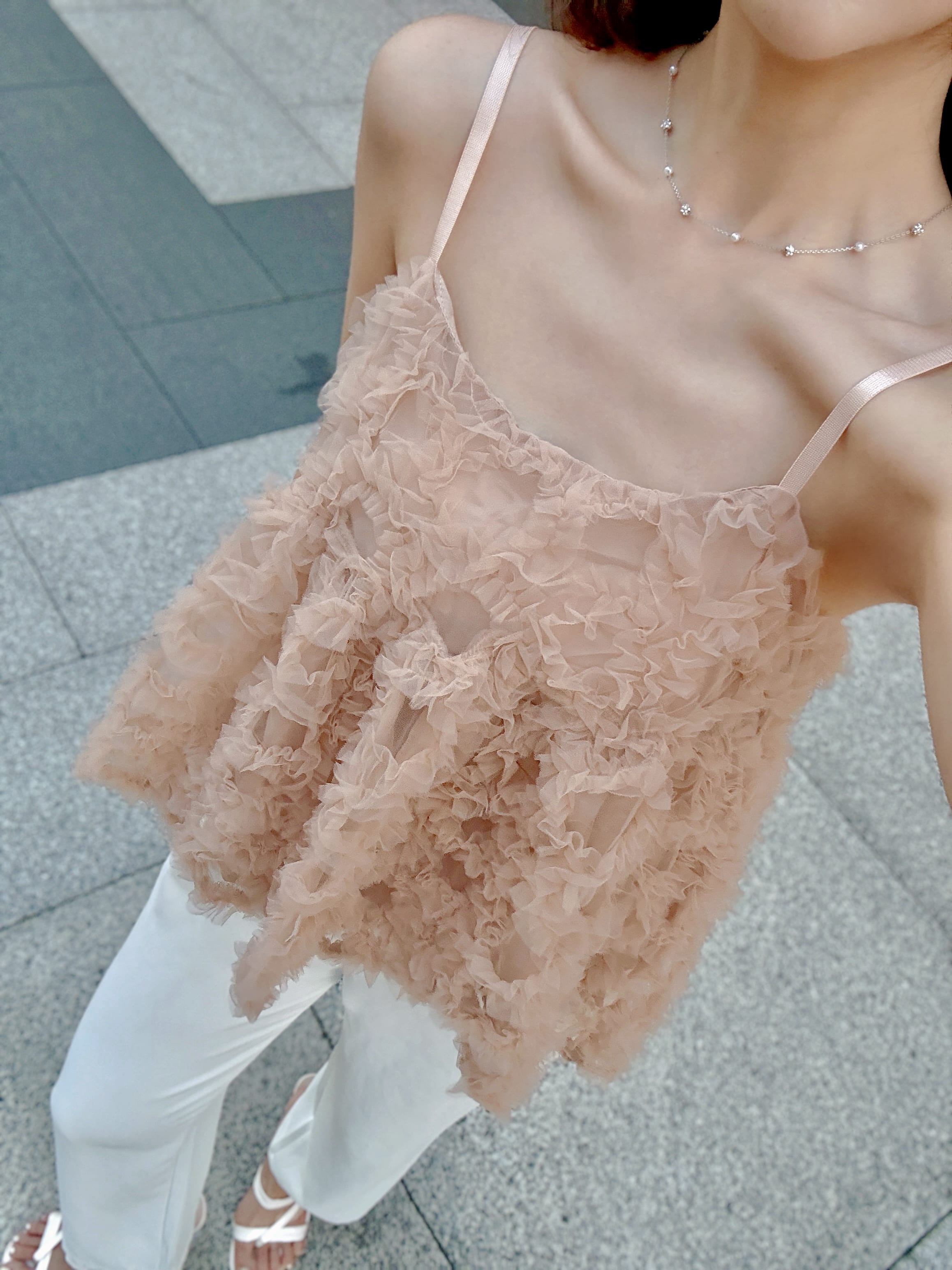 {"ARInfo":{"IsUseAR":false},"Version":"1.0.0","MakeupInfo":{"IsUseMakeup":false},"FaceliftInfo":{"IsChangeEyeLift":false,"IsChangeFacelift":false,"IsChangePostureLift":false,"IsChangeNose":false,"IsChangeFaceChin":false,"IsChangeMouth":false,"IsChangeThinFace":true},"BeautyInfo":{"IsAIBeauty":false,"OldBeautyCount":1,"IsSharpen":false,"SwitchMedicatedAcne":false,"IsBrightEyes":false,"IsOldBeauty":false,"IsReduceBlackEyes":false},"HandlerInfo":{"AppName":2},"FilterInfo":{"IsUseFilter":false}}